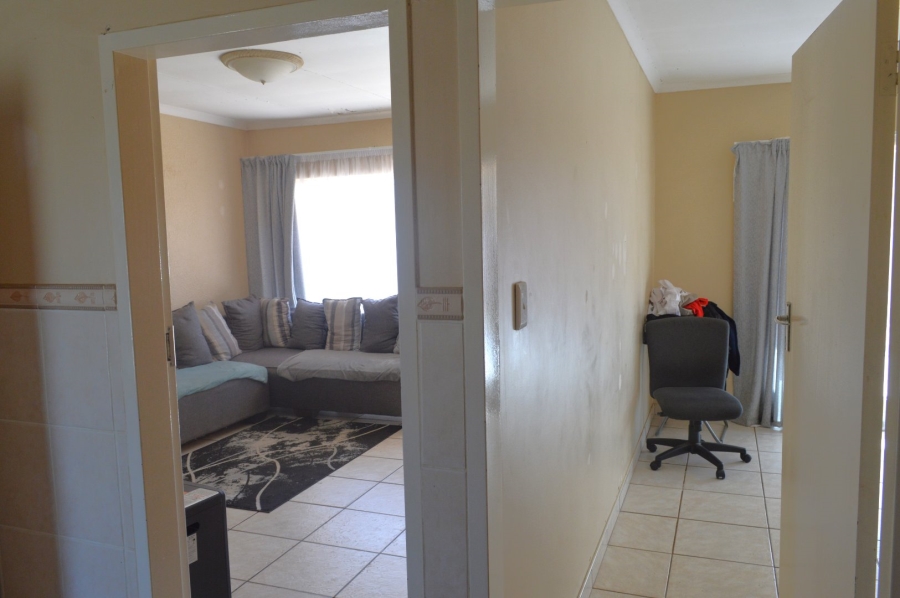 2 Bedroom Property for Sale in La Hoff North West